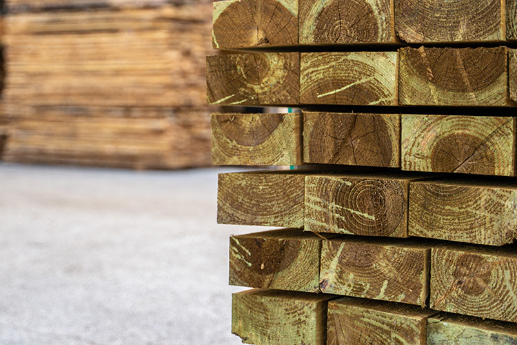 Tratamento de Madeira por Autoclave